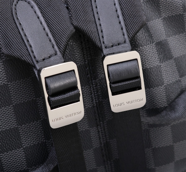 ルイヴィトンバッグ角部分ディテール